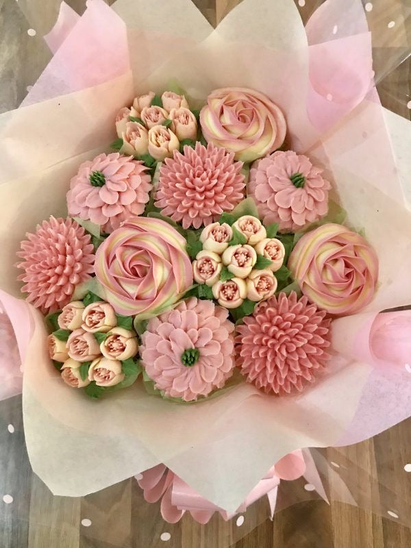 12 pcs cupcakes bouquet